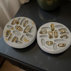 irregular cement round ring holder